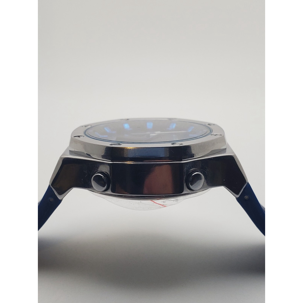Mens Digital Watch - Picture 11 of 12